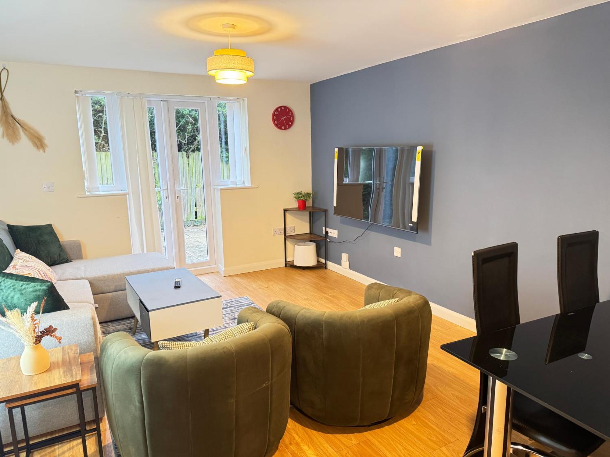 The Vogue Stay, 3 Bedrooms, 2 Bathrooms, Ideal For Jr & Oxford Hospitals, Free Carpark, Conveniently Located For Ring Road Access, 2 Miles From Oxford City Centre Easy Car & Bus Route Exterior foto
