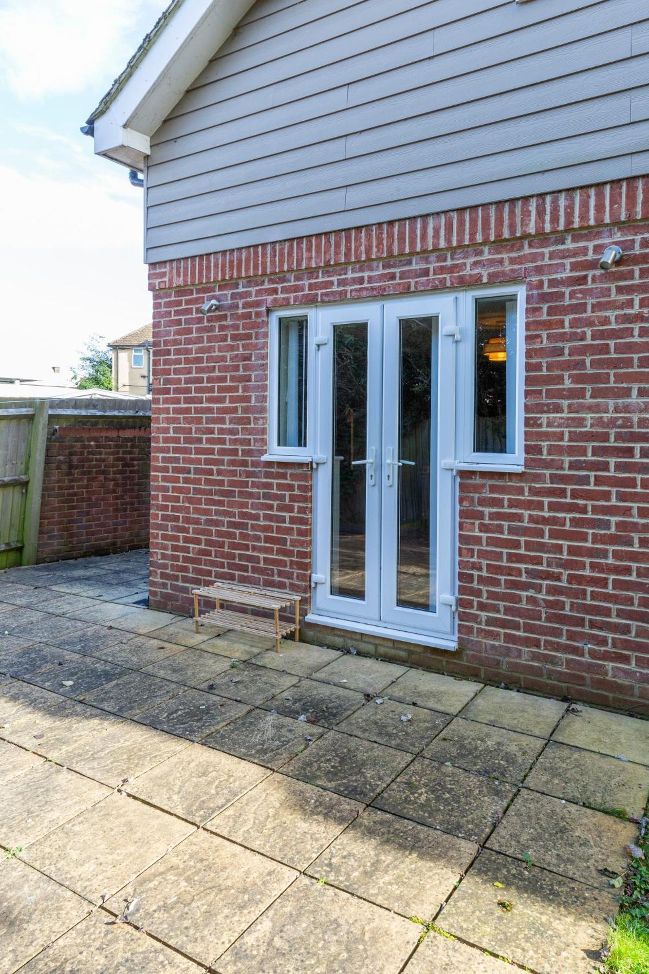 The Vogue Stay, 3 Bedrooms, 2 Bathrooms, Ideal For Jr & Oxford Hospitals, Free Carpark, Conveniently Located For Ring Road Access, 2 Miles From Oxford City Centre Easy Car & Bus Route Exterior foto