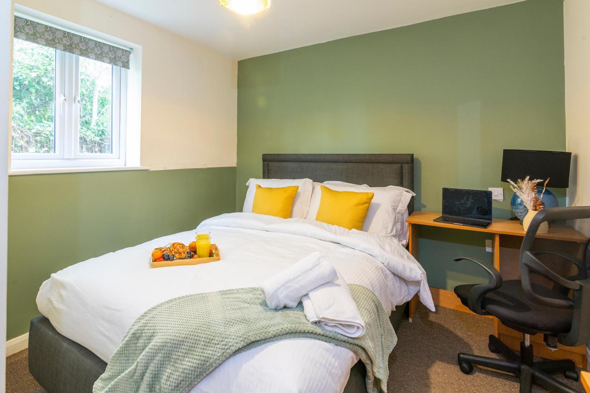 The Vogue Stay, 3 Bedrooms, 2 Bathrooms, Ideal For Jr & Oxford Hospitals, Free Carpark, Conveniently Located For Ring Road Access, 2 Miles From Oxford City Centre Easy Car & Bus Route Exterior foto